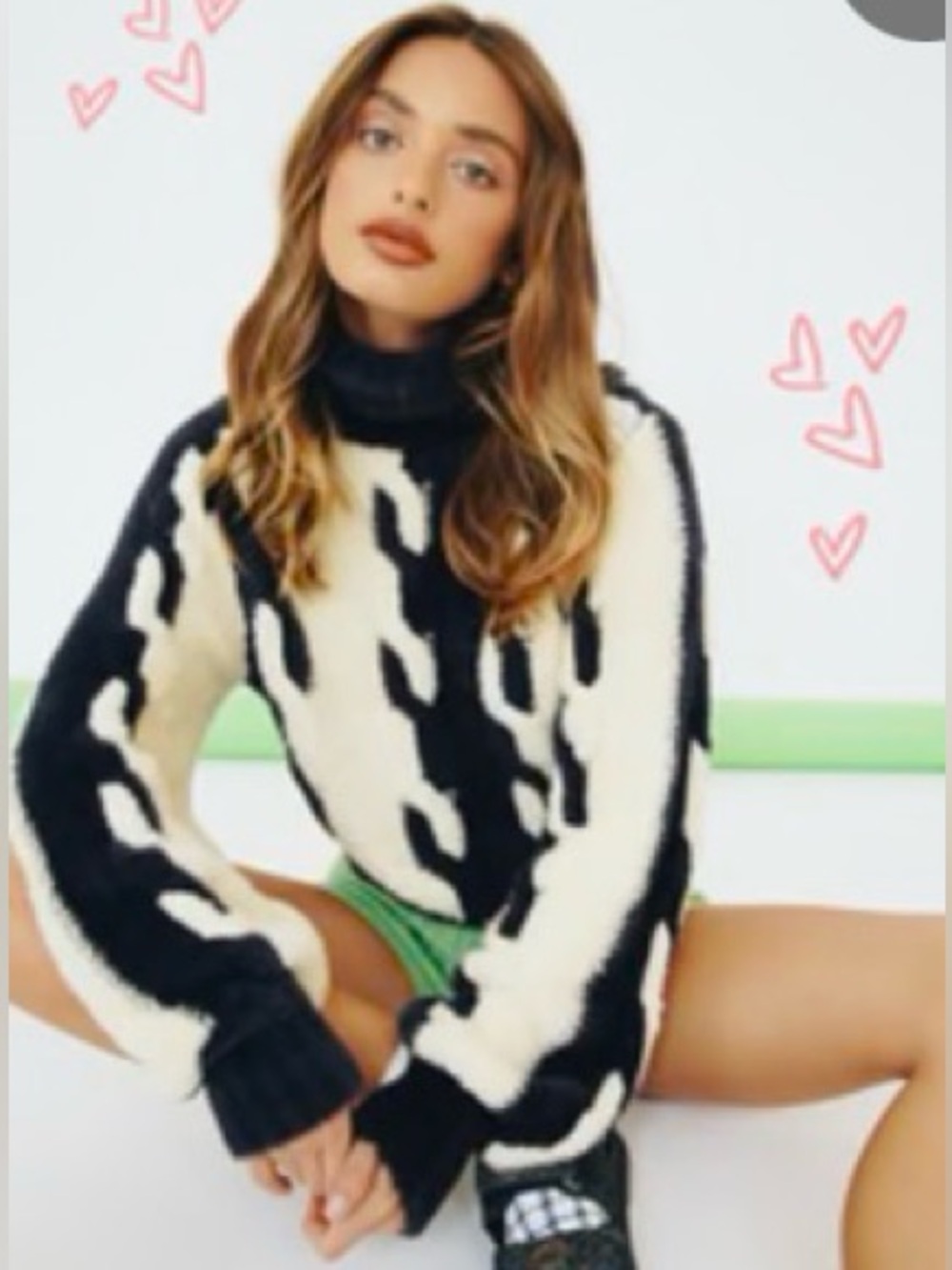 VRG GRL London’s Calling Cropped Geometric Print Turtleneck Sweater Small